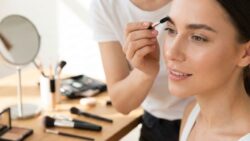 Awake Look Hack: The Eyebrow Trick Makeup Artists Use for Instant Freshness